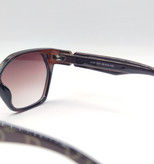 جزییات دسته عینک آفتابی زنانه