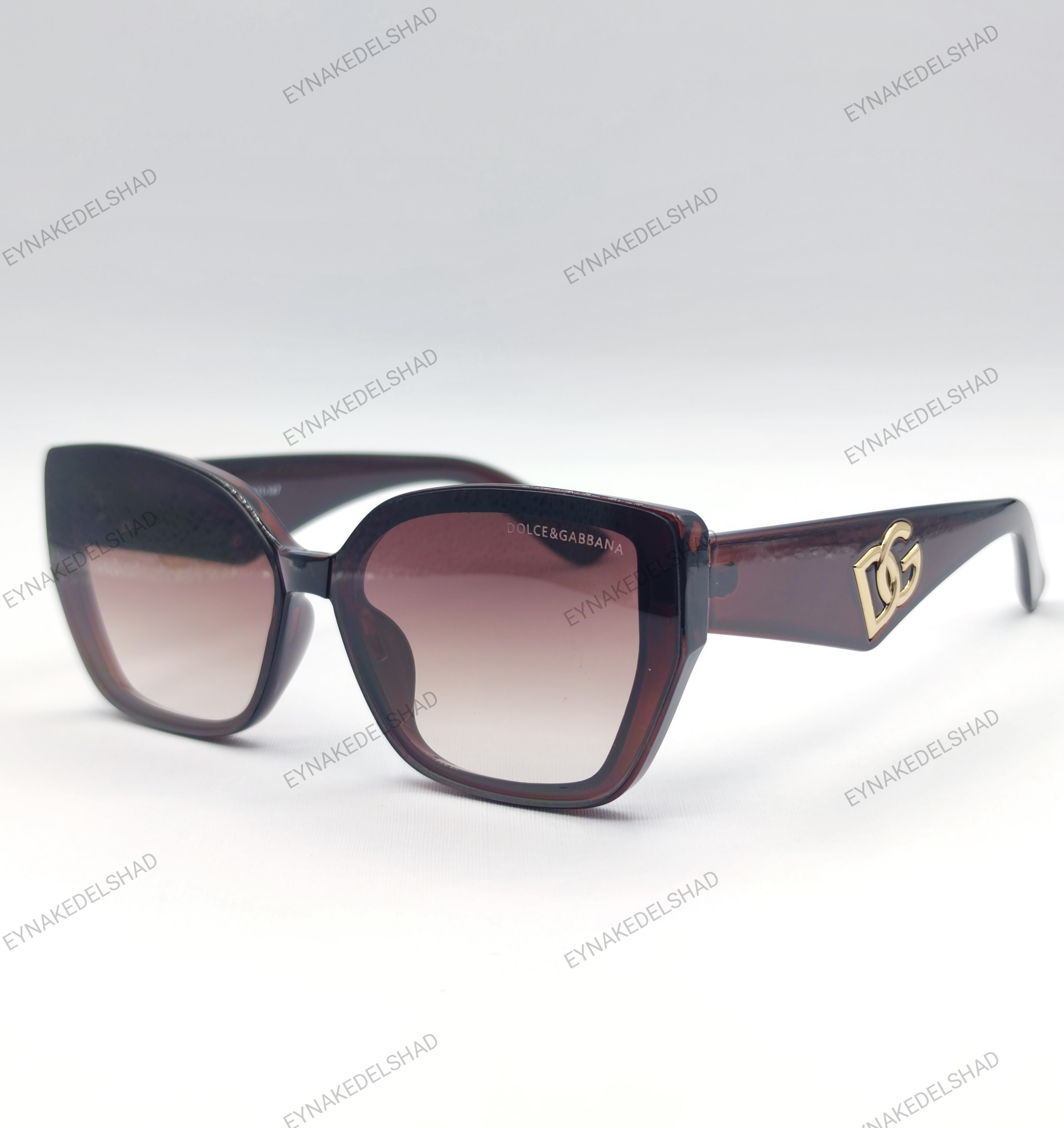 عینک رنگ قهوه ای زنانه