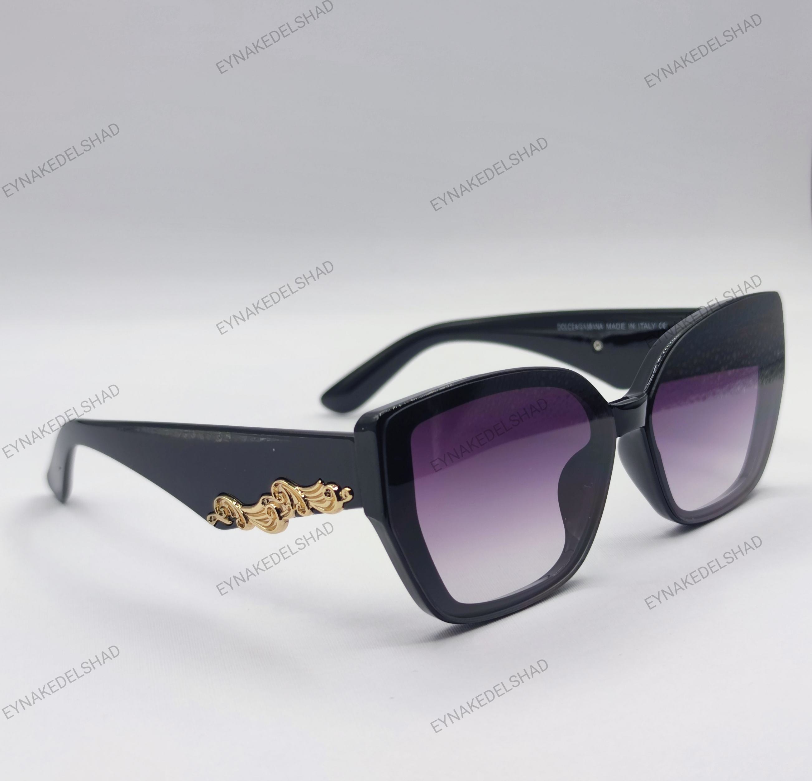 عینک زنانه سبک و خوش صورت